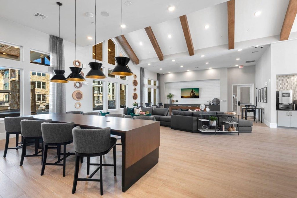Alexan Gruene Crossing Apartments in New Braunfels, Texas Clubhouse Lounge