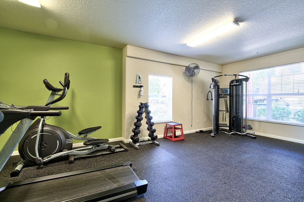 Washougal, WA Lookout at the Ridge Apartments fitness center