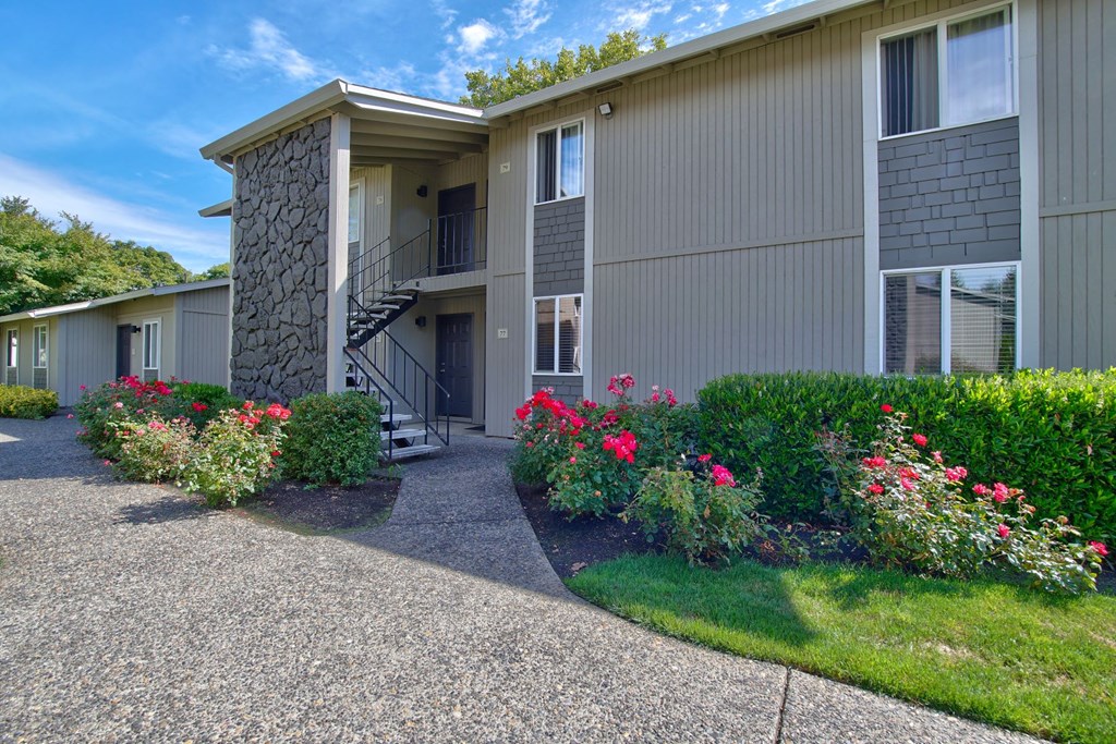 The Goose Aloha, Oregon Exterior