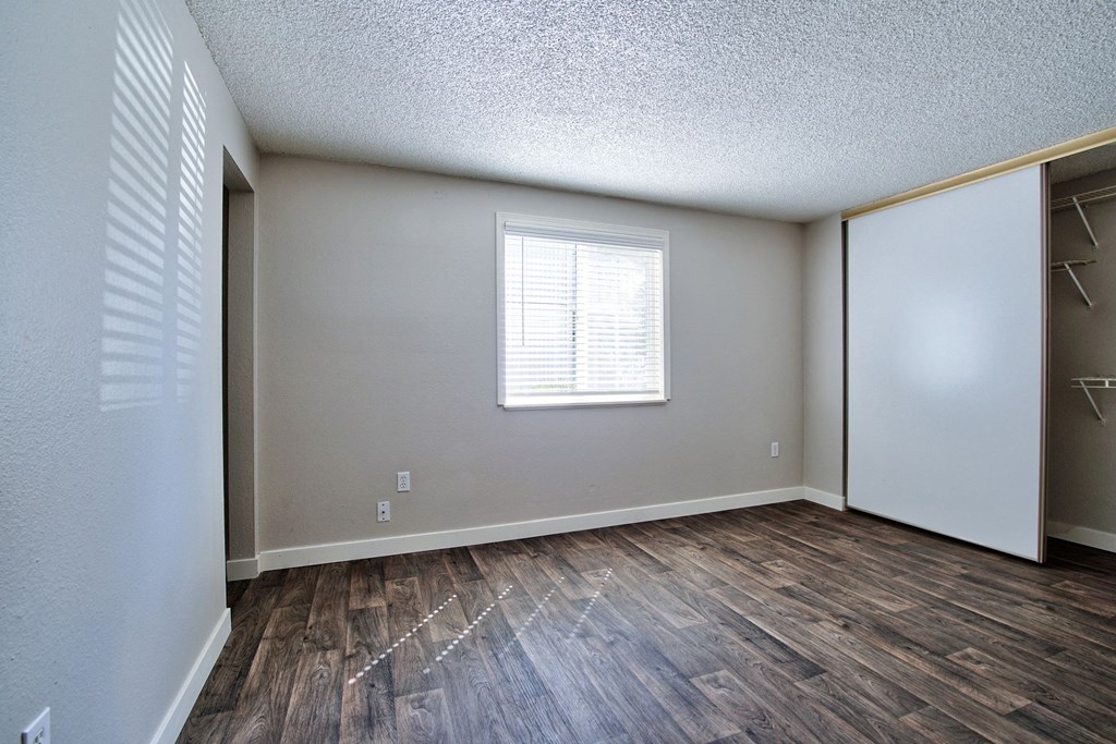 The Goose Aloha, Oregon bedroom