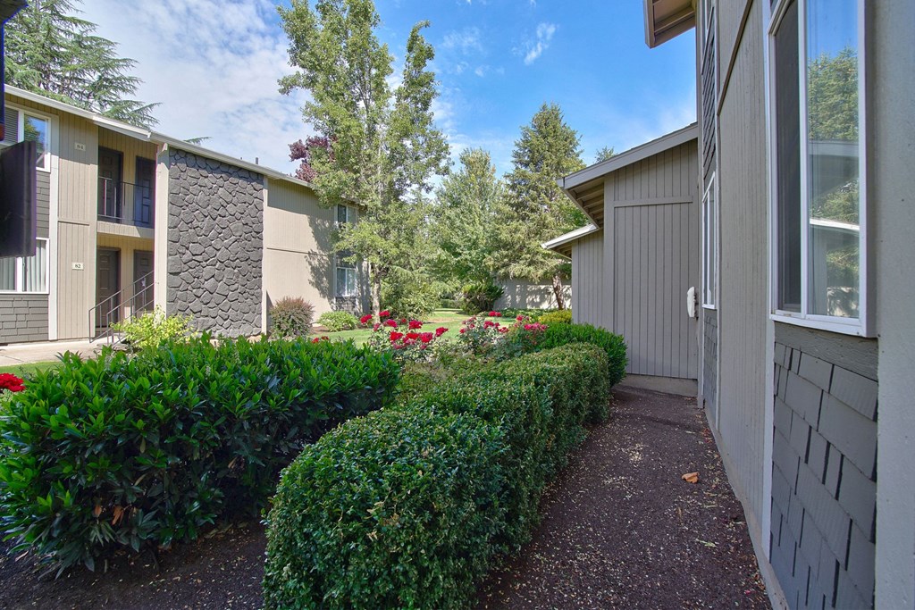 The Goose Aloha, Oregon Exterior