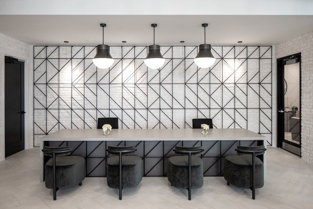 Alton East Leasing Office