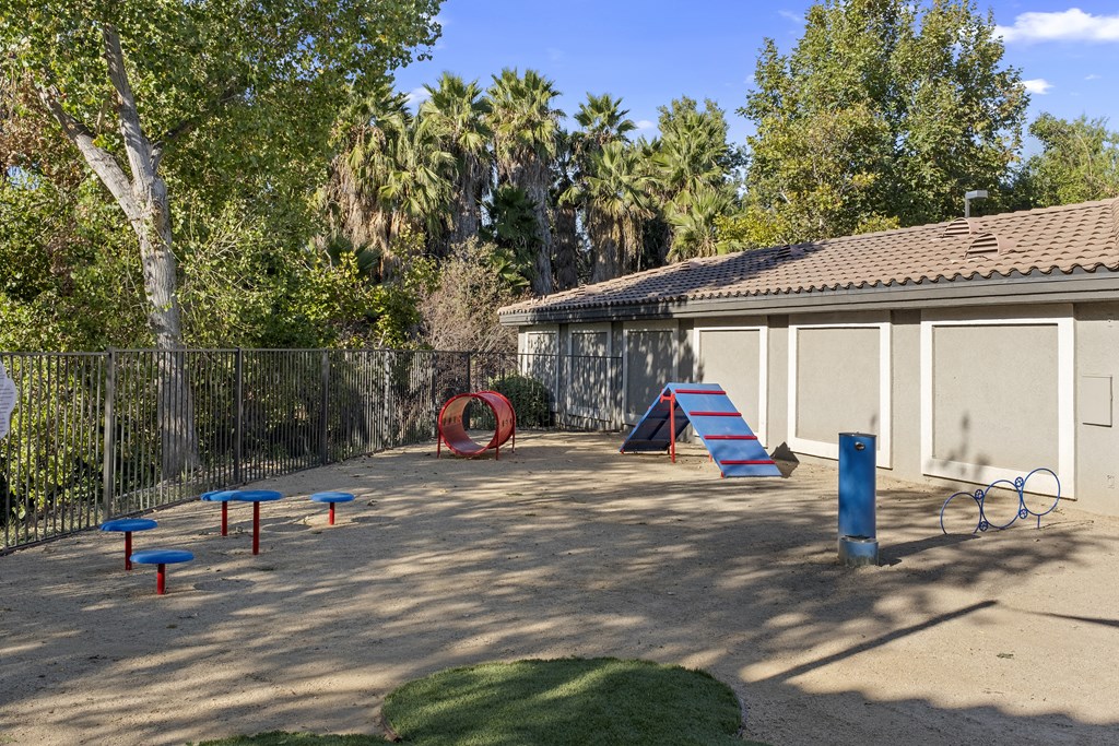 Estancia at Mission Grove Apartments Pet Park
