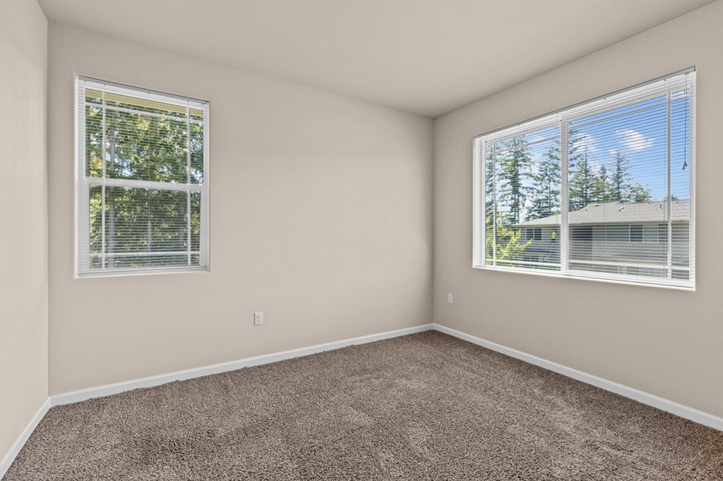 Little Tuscany Apartments & Townhomes - Apartment Bedroom