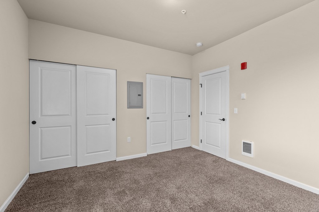 Little Tuscany Apartments & Townhomes - Bedroom