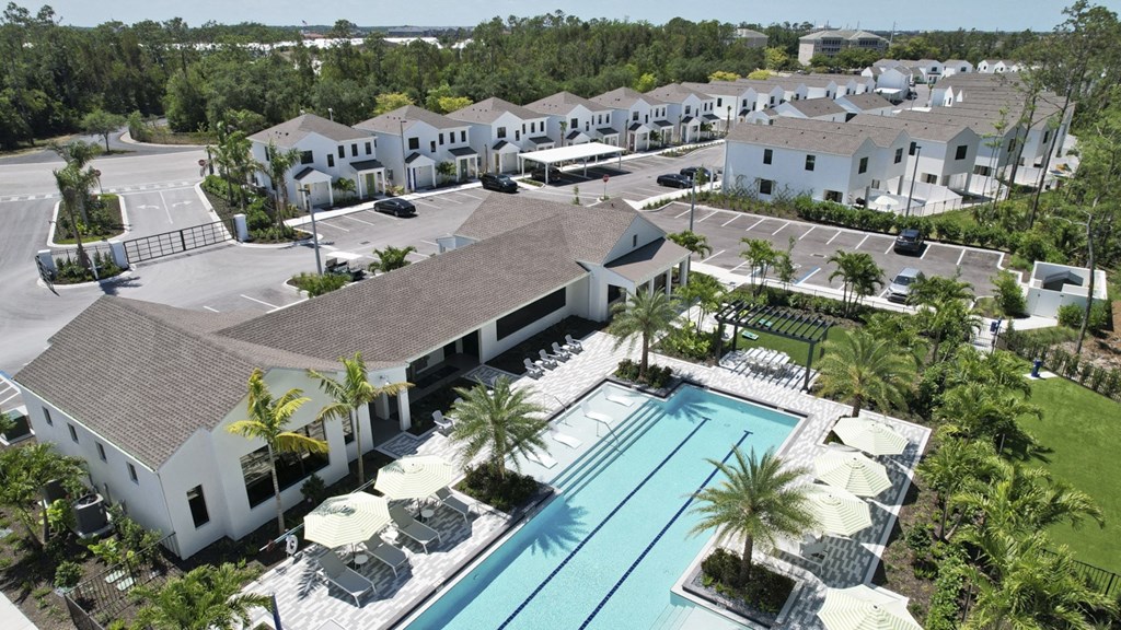 Argos by Soltura Rental Homes aerial view of the pool