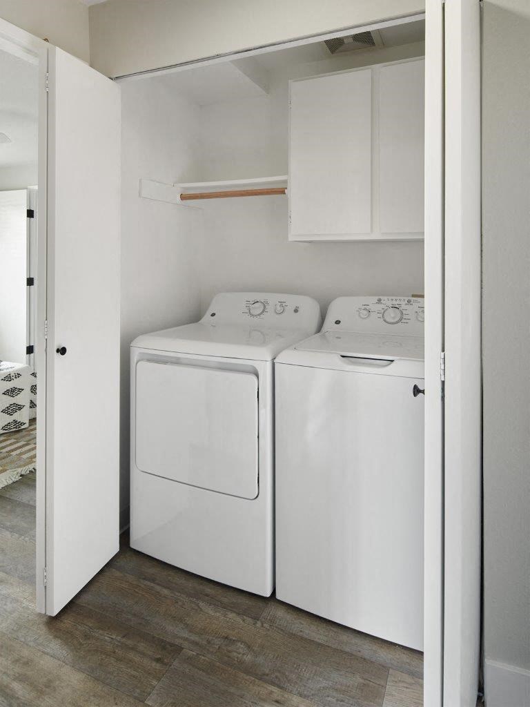 Atrio Apartments Washer and Dryer