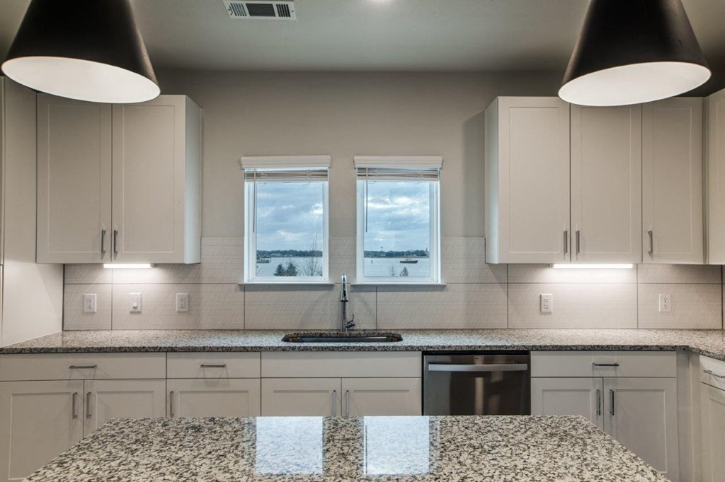 Aura Beacon Island Model Kitchen