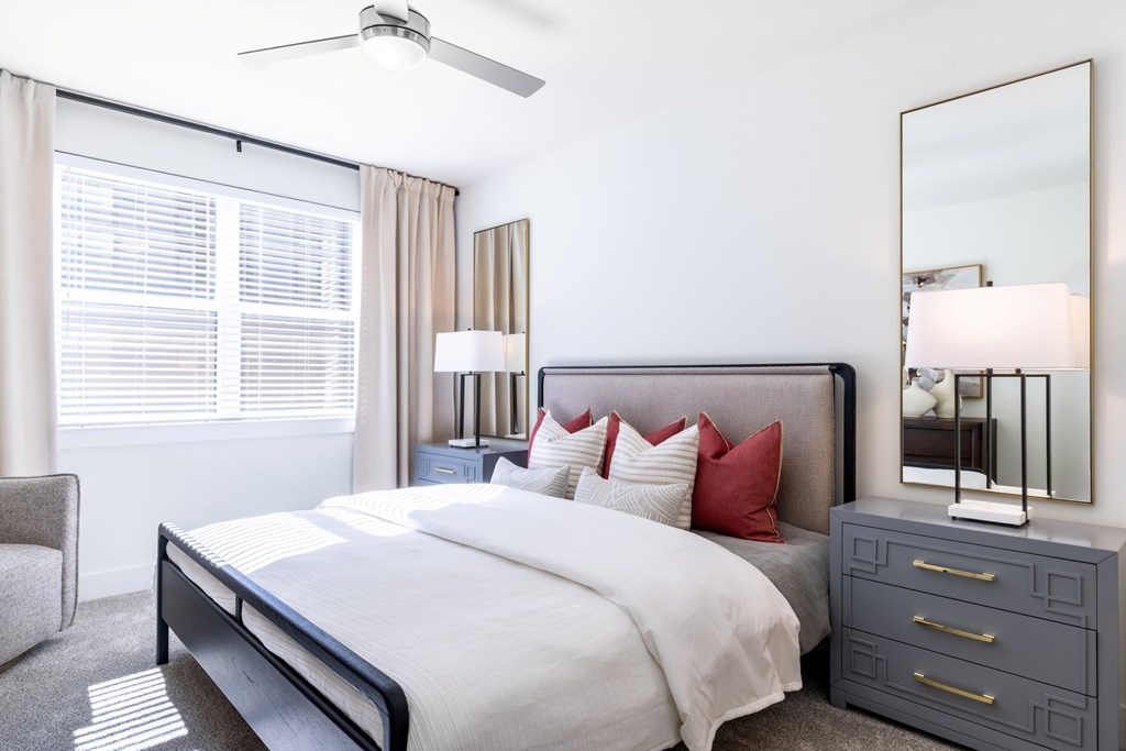 Aura Main Street Apartments in Lewisville, Texas Model Bedroom