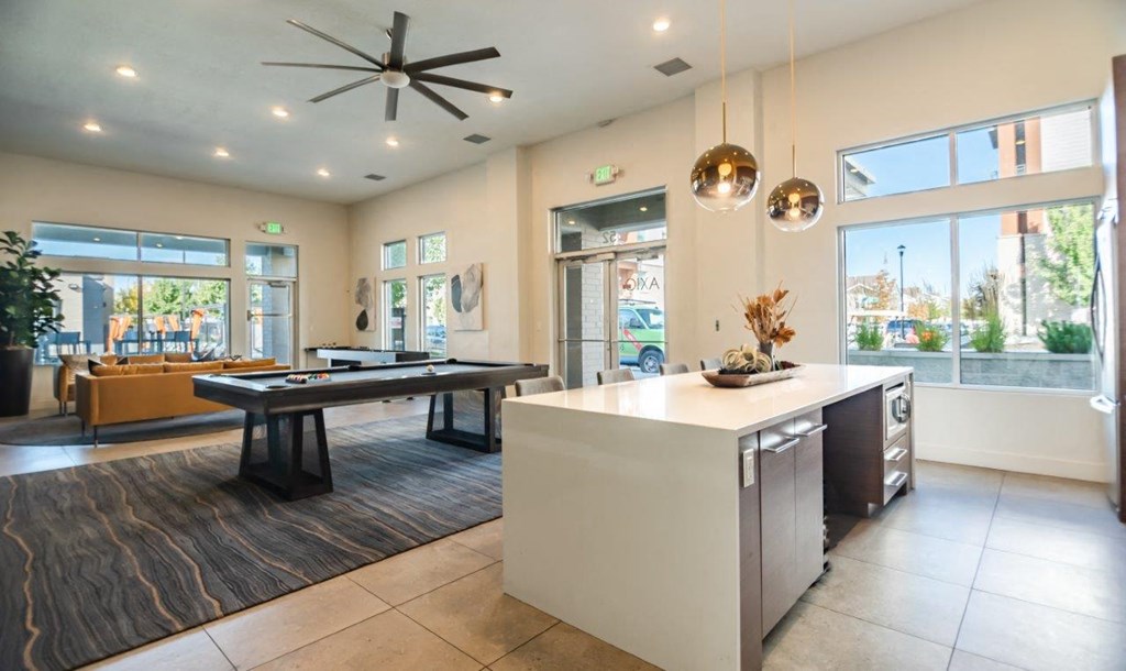 Axio 8400 Clubhouse Kitchen