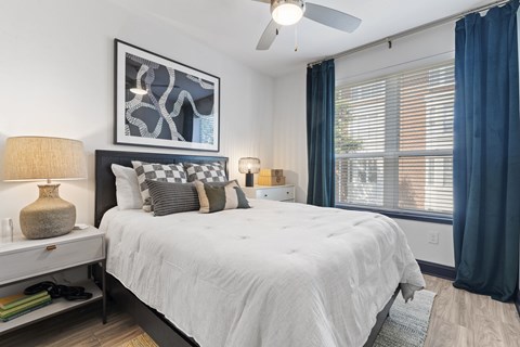 Axis Midtown Apartments in Atlanta, Georgia Model Bedroom