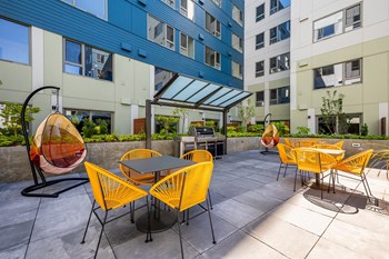 BEAM Apartments Outdoor Seating Area - Photo Gallery 3