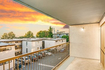 Beacon View Apartment Homes Balcony at Sunset - Photo Gallery 17