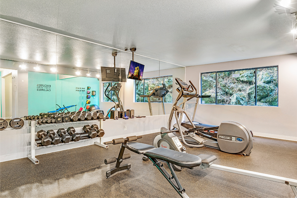 Beacon View Apartments Fitness Center and Equipment