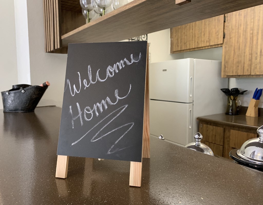 Biltmore on the Lake Apartments welcome home sign