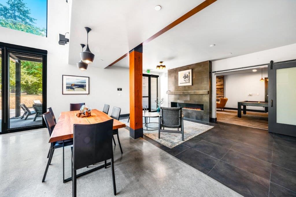 Blis Apartments Clubhouse Lounge