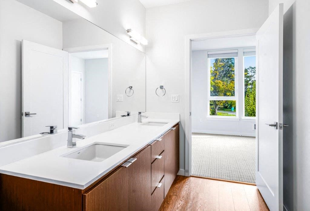 Blis Apartments Bathroom