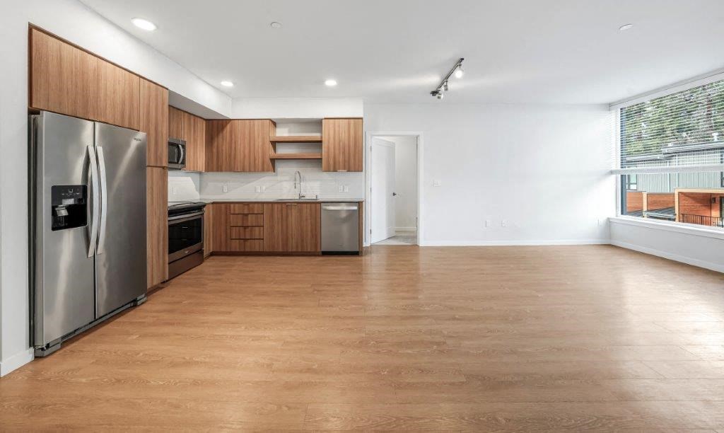 Blis Apartments Kitchen and Living Room