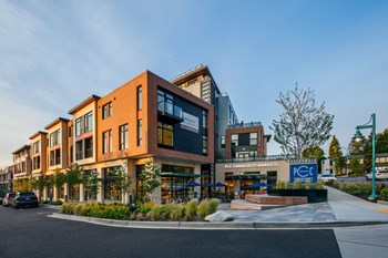 Boardwalk Exterior and Entrance - Photo Gallery 11