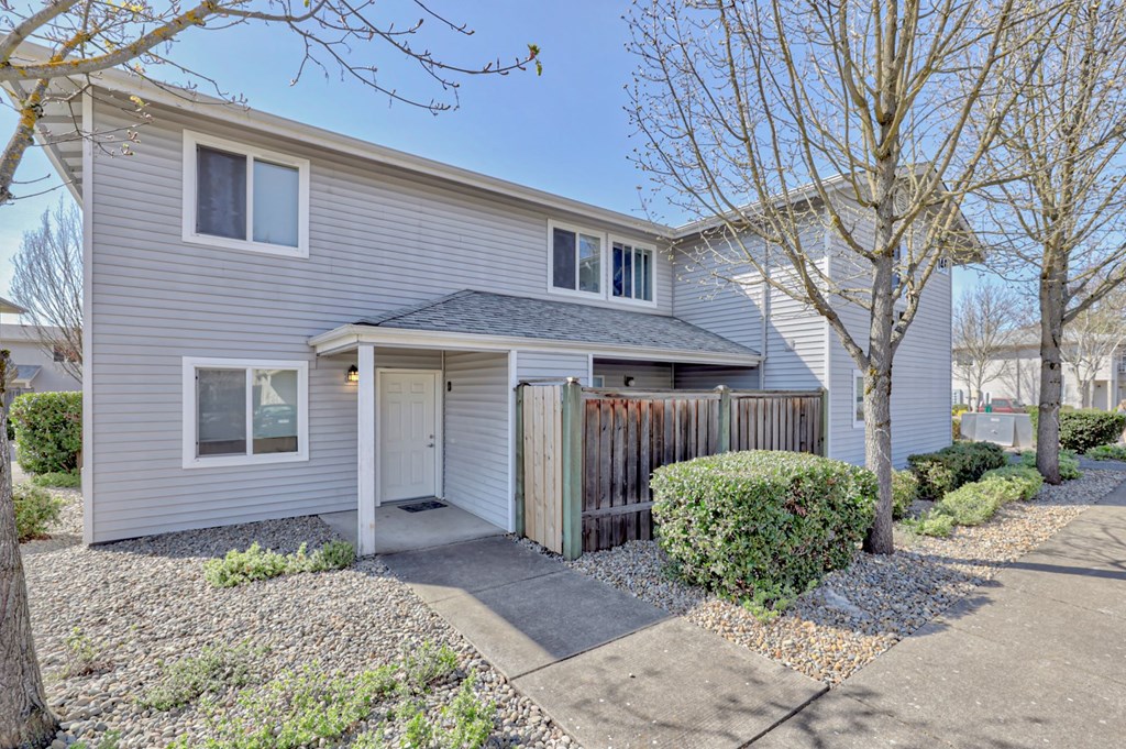 Brentwood Estates Springfield, OR building exterior