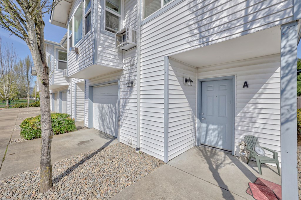 Brentwood Estates Springfield, OR building exterior