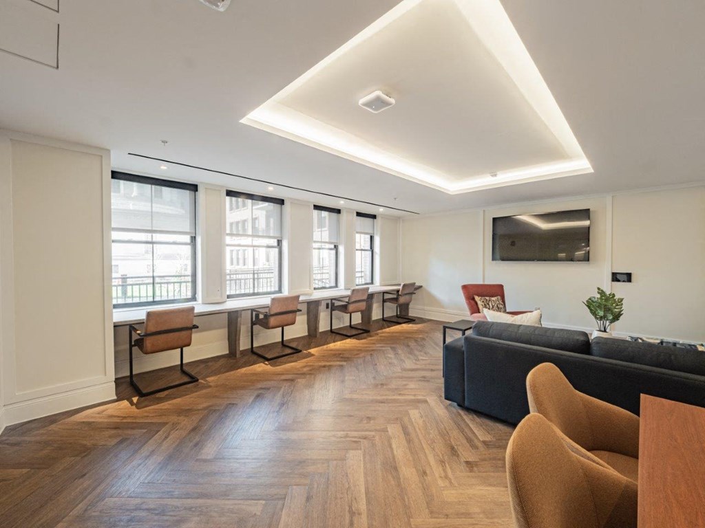 Capitol Rose Luxury Apartments in Washington, DC Clubhouse Lounge