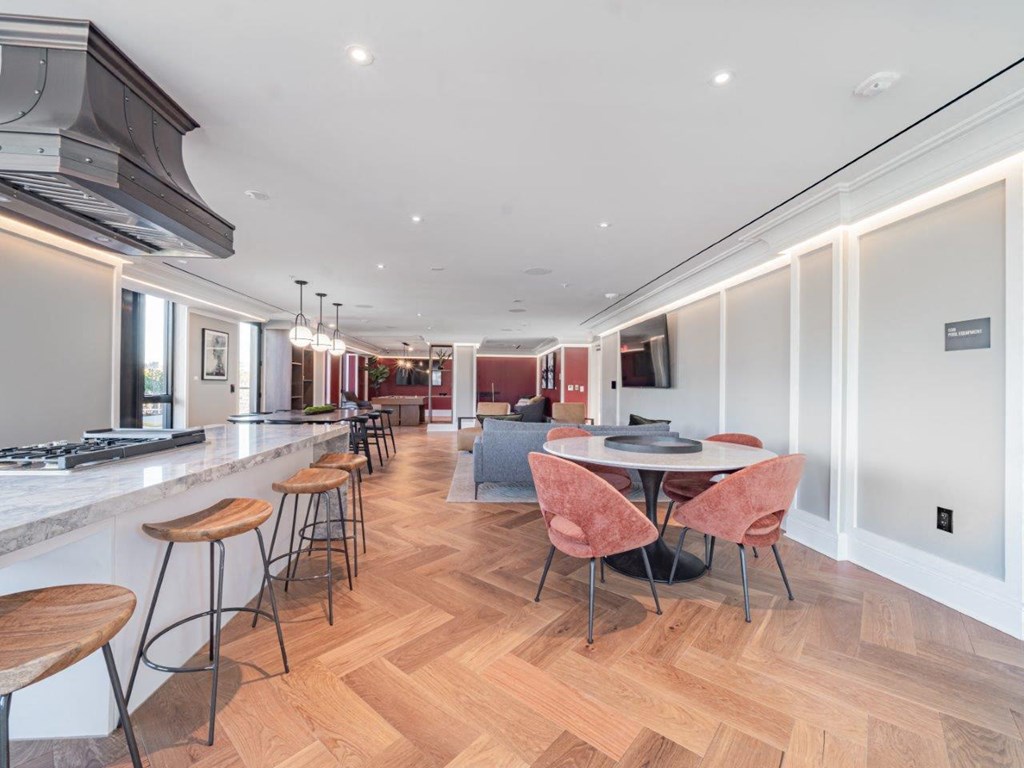 Capitol Rose Luxury Apartments in Washington, DC Clubhouse Lounge with Kitchen