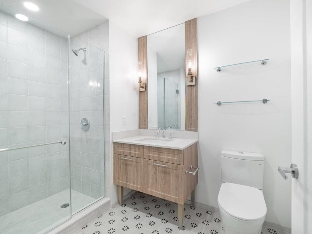 Capitol Rose Luxury Apartments in Washington, DC Bathroom