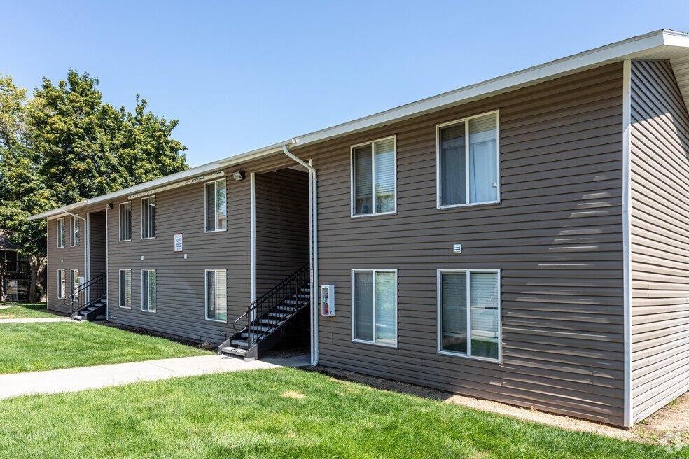 Central Pointe Apartments in Boise, Idaho Exterior