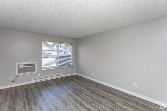Central Pointe Apartments in Boise, Idaho Bedroom