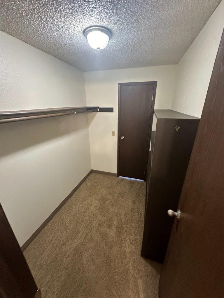 Clearwater Square Apartments in Kennewick, Washington Walk-In Closet