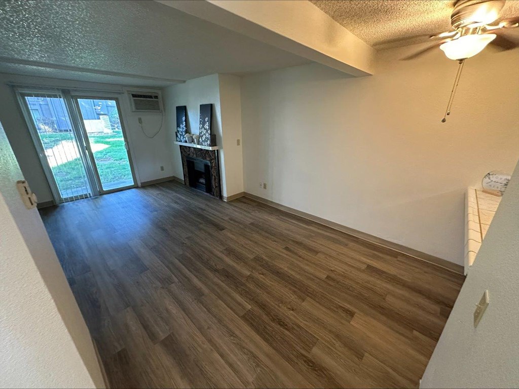 Clearwater Square Apartments in Kennewick, Washington Living Room with Fireplace