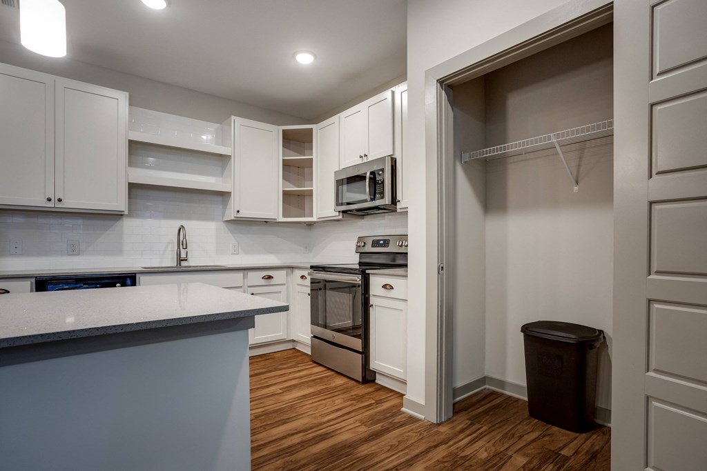 Alton Optimist Park Kitchen and Pantry