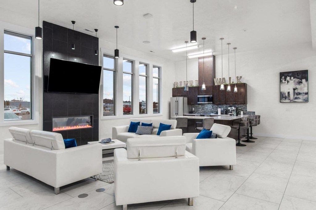 Columbia Riverwalk Clubhouse Lounge with Kitchen