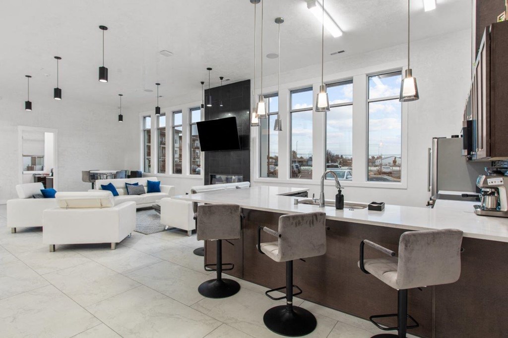 Columbia Riverwalk Clubhouse Kitchen