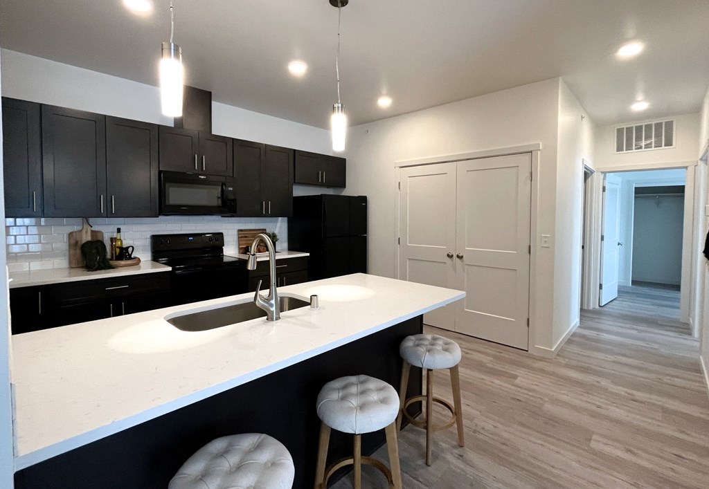 Columbia Riverwalk Model Kitchen