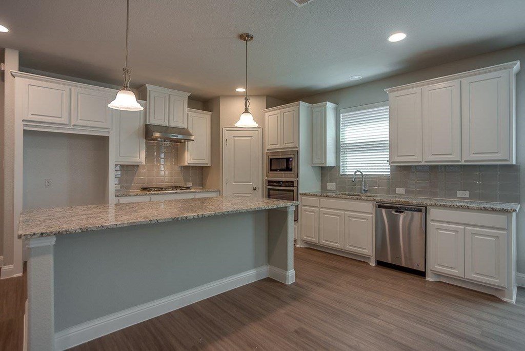 Cottages at the Realm Kitchen with Island