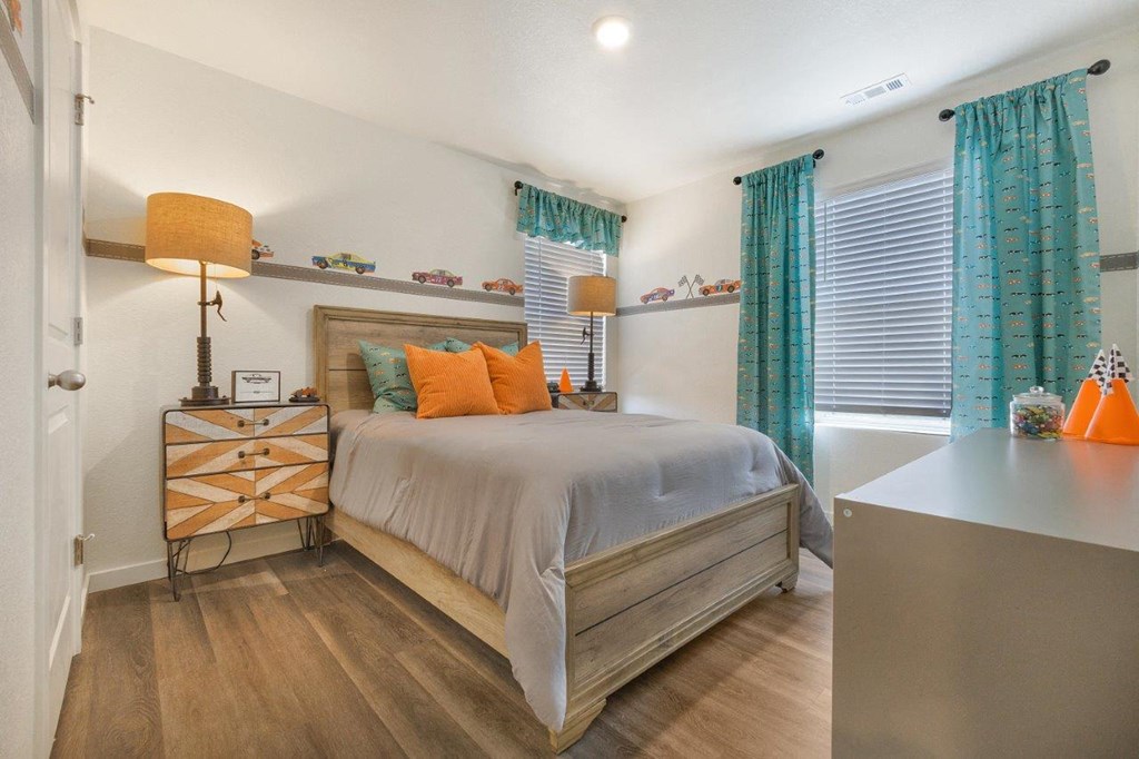 Cottonwood Hollow Model Bedroom