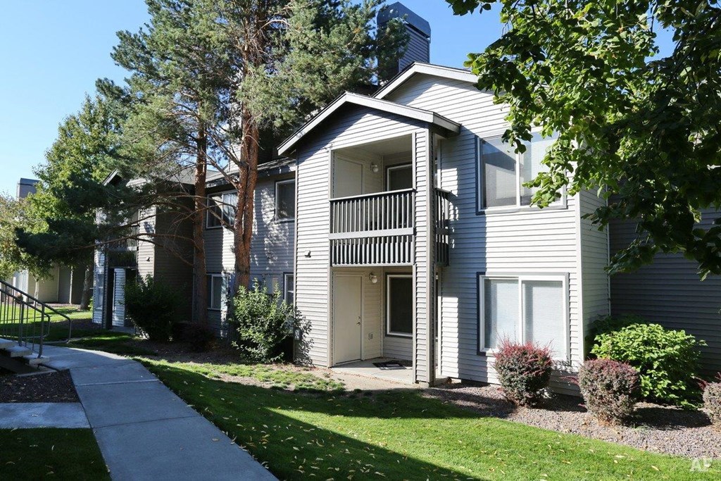 Crosspointe Apartments, 7803 W. Deschutes Avenue, Kennewick, WA - RentCafe