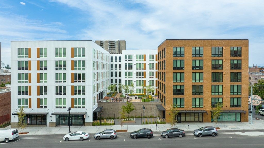 The Warren Apartments building exterior