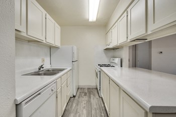 801 Vine Street 1-3 Beds Apartment for Rent - Photo Gallery 3