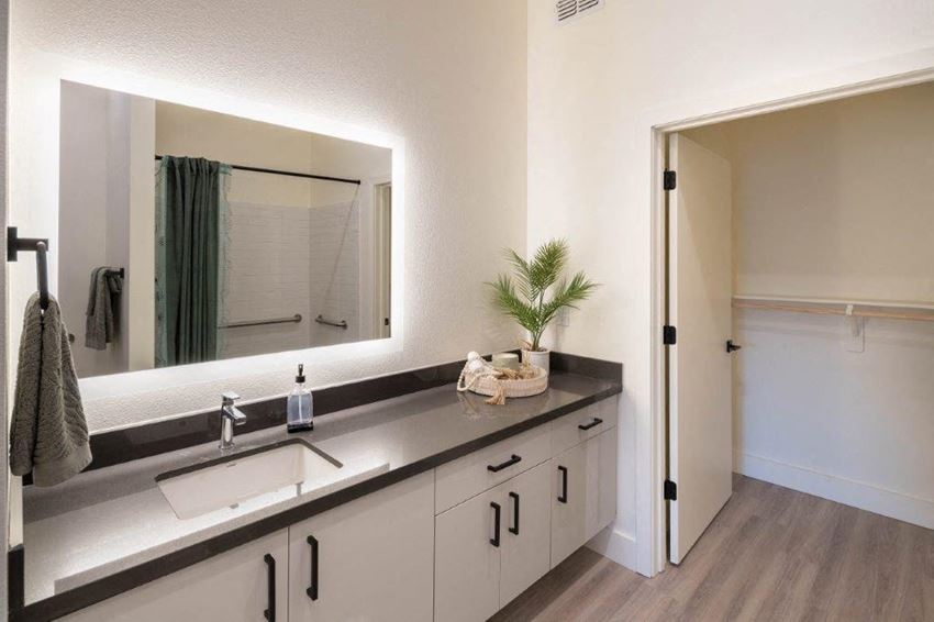 The Mod At Riverwalk II