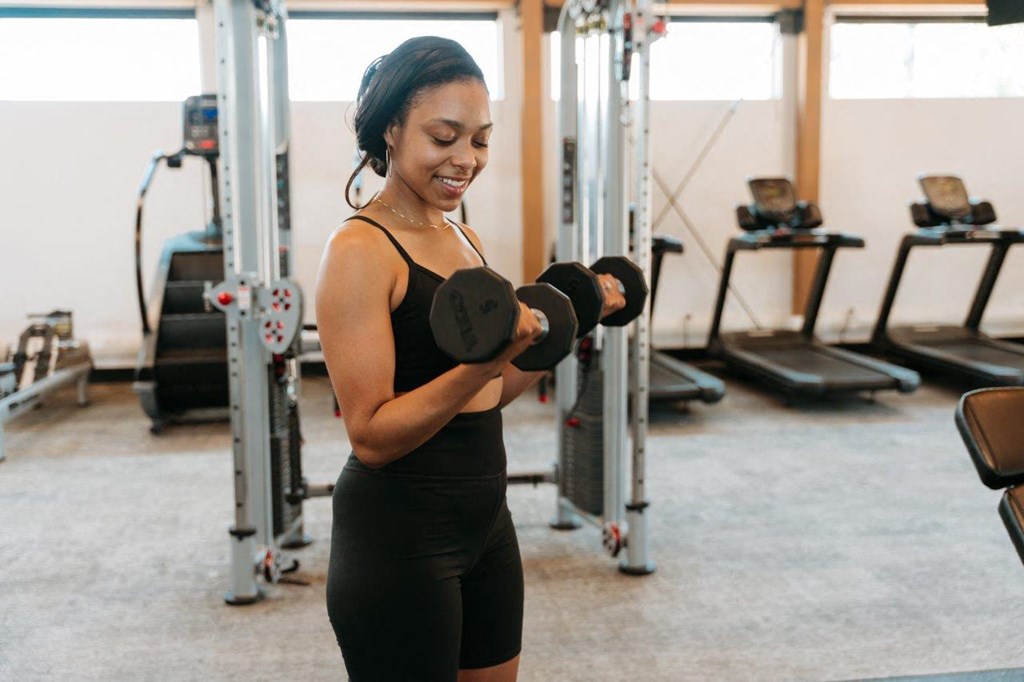 Discovery at the Realm Apartments fitness center