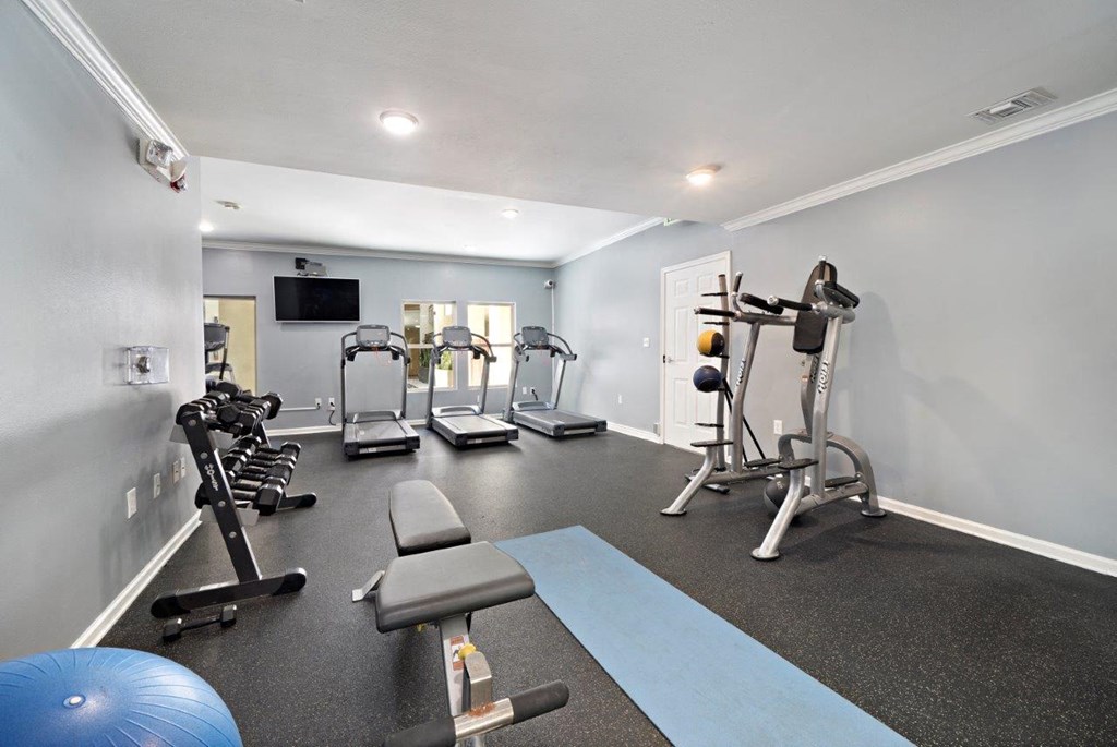 Boulevard on Wilshire Fitness Center with Weights