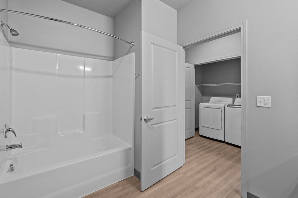 Corvallis_OR_UAPH_Bathroom