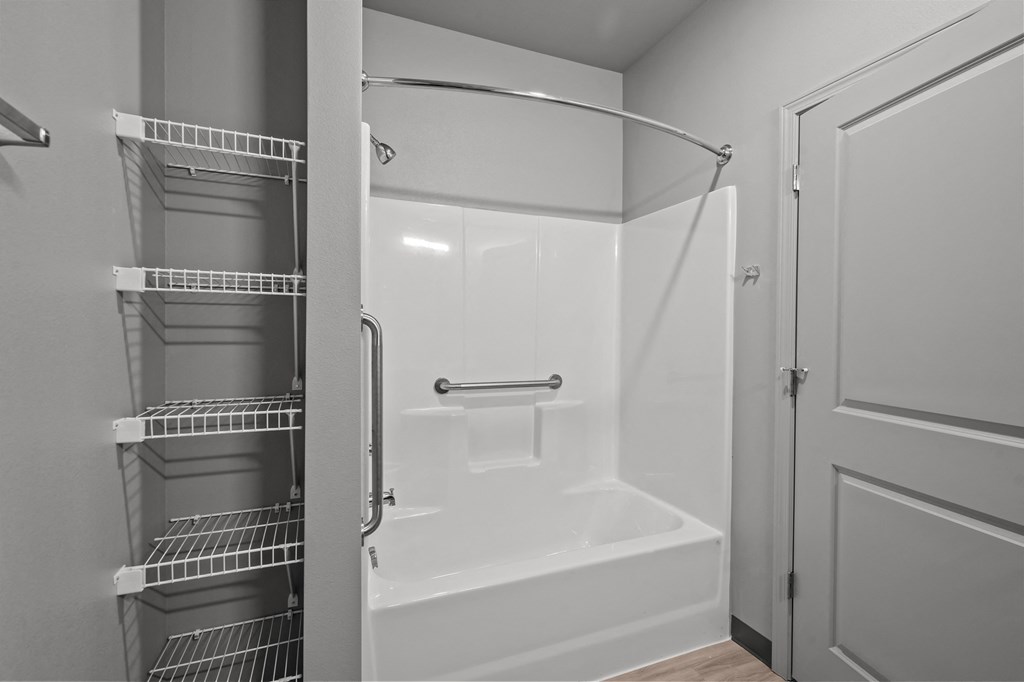 Corvallis_OR_UAPH_Bathroom