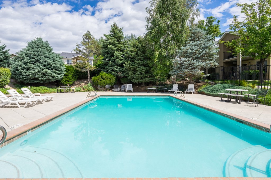 Heritage at Draper Apartments Swimming Pool