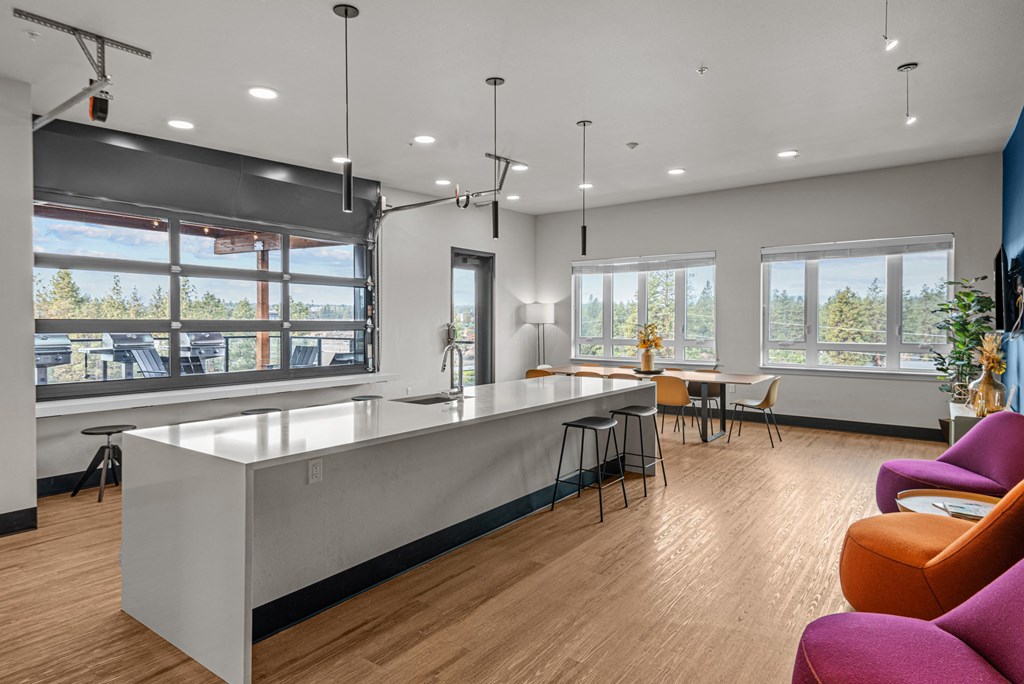 The Hixon At Westside Yard