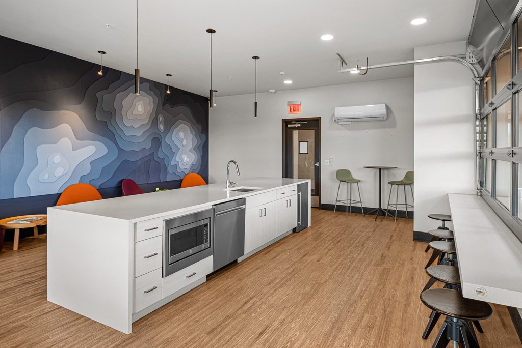 The Hixon At Westside Yard