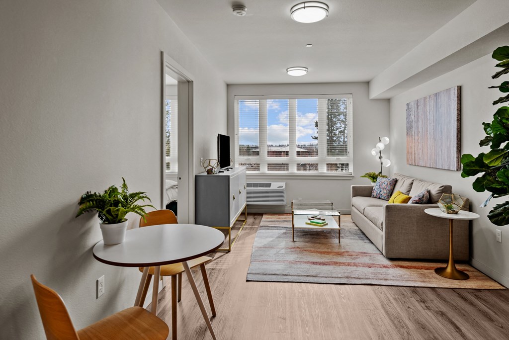 The Hixon At Westside Yard